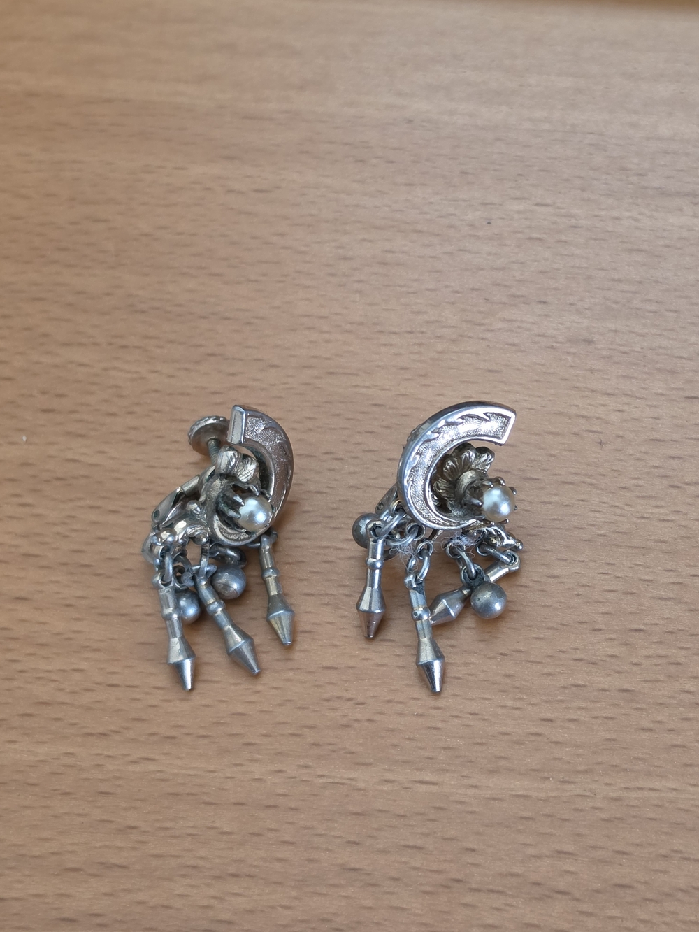 Vintage Moon Like Screw Back Earrings